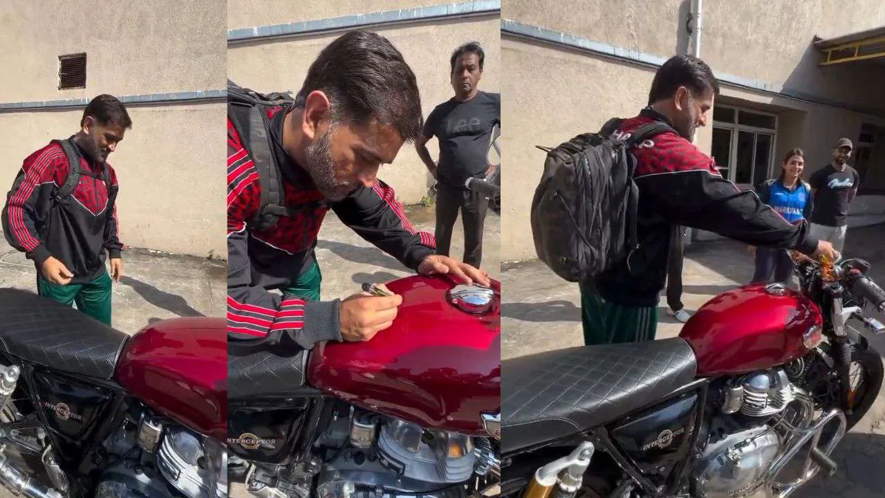 Ms Dhoni Autograph