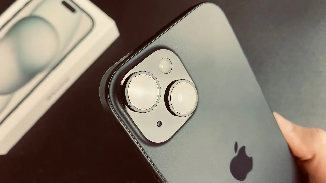 Now Grab Iphone 15 With ₹19,469 Discount