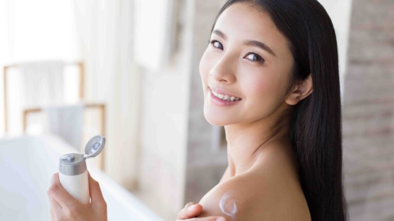 Perfect Winter Skincare Routine For Dry Skin Girls