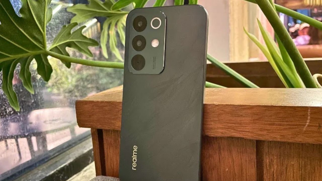 This Realme 5G Phone Is Set To Launch Within 2 Days, It May Get 144 Hz  Display & 50MP Sony AI Camera - Times Bull