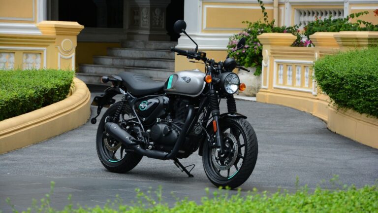 Royal Enfield Hunter 350: A Fantastic Combination of Style, Power and Comfort