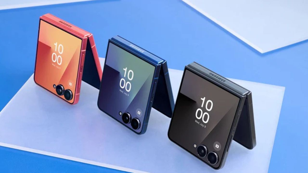 Samsung Galaxy Z Flip7 5G Phone at Just ₹5,117 For 24 Months