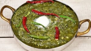 Sarson Ka Saag Recipe - Make Delicious Sarson Saag Recipe to Win Your Family’s Heart
