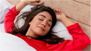 Sleeping With Open Hair Can Cause Major Damage – Why You Should Avoid It at Night