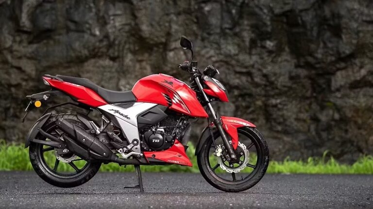 TVS Apache RTR 160 4V: A Performance Bike Packed with Speed, Style and Technology