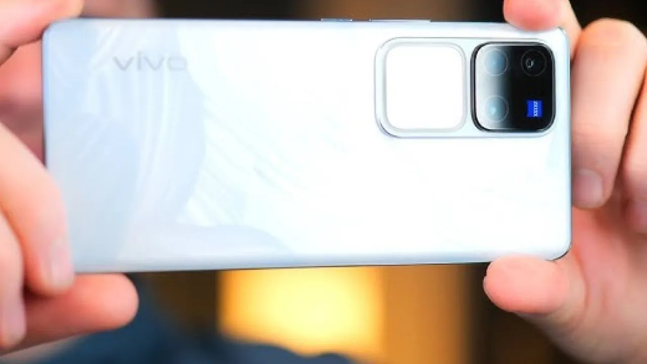 Vivo V30 Pro 5g Review