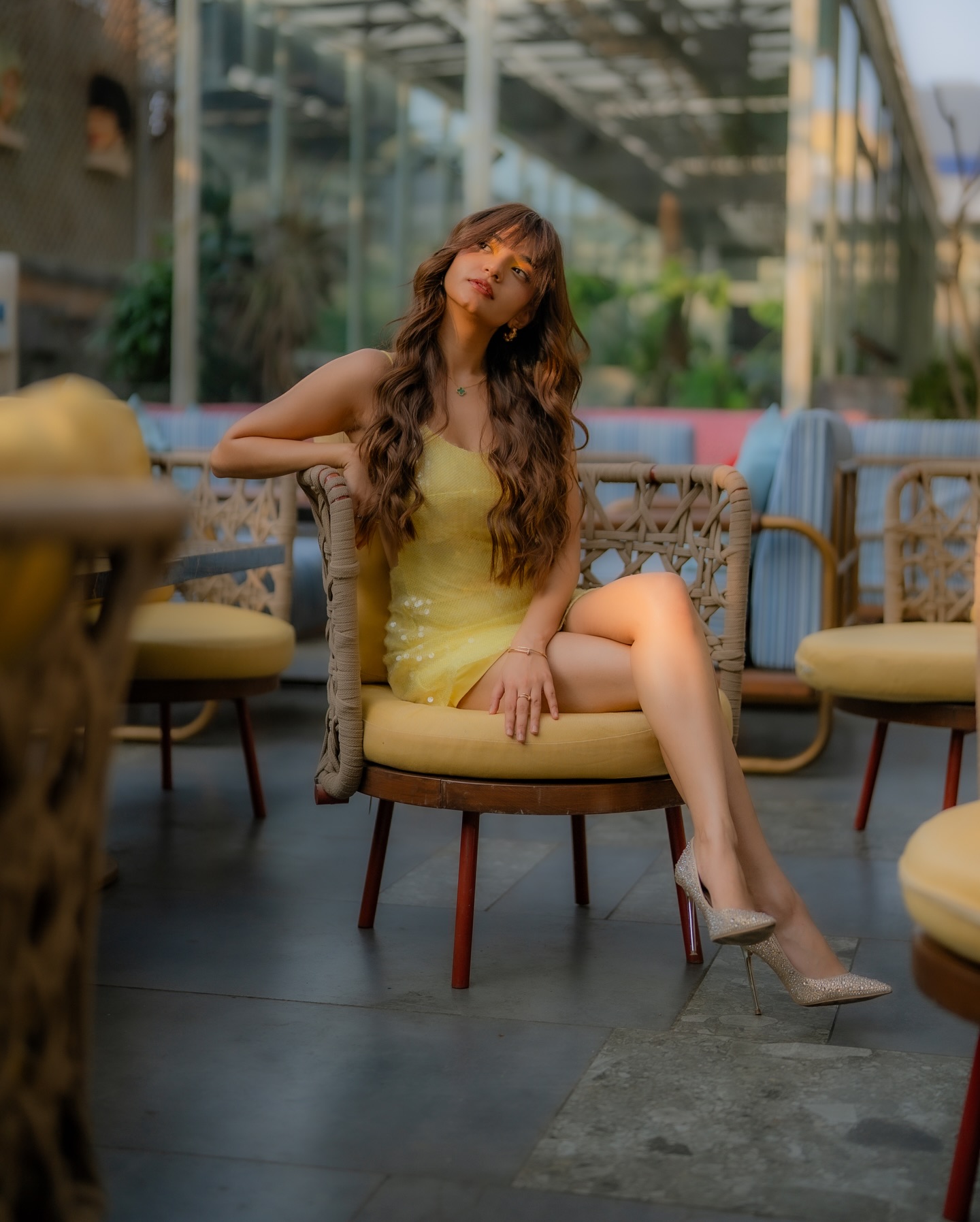 Anushka Sen Flaunts Bold Figure...