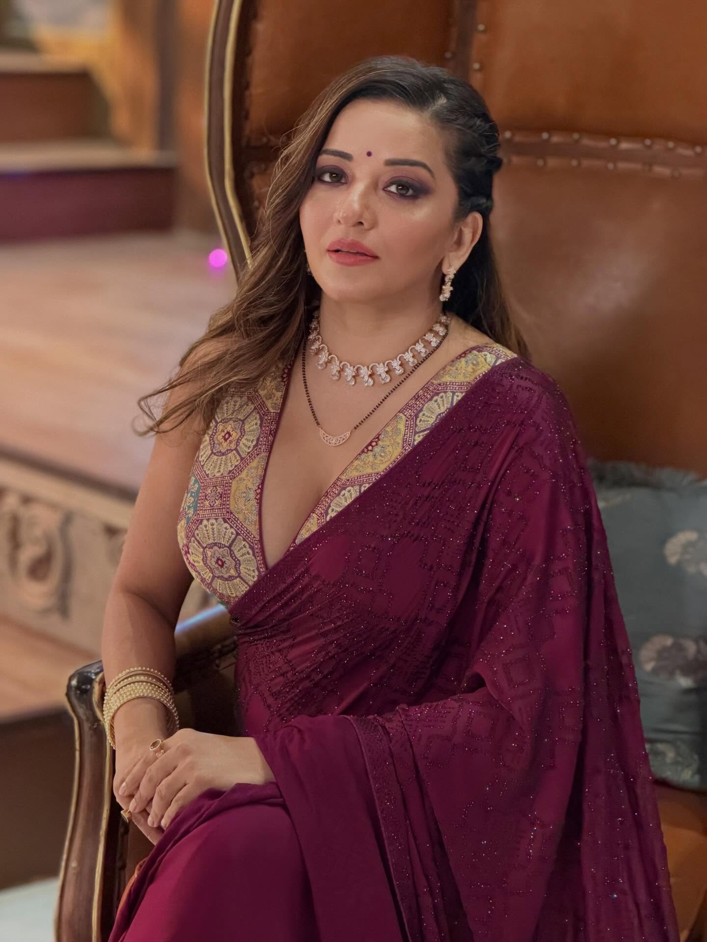 Monalisa Latest Look – Check...