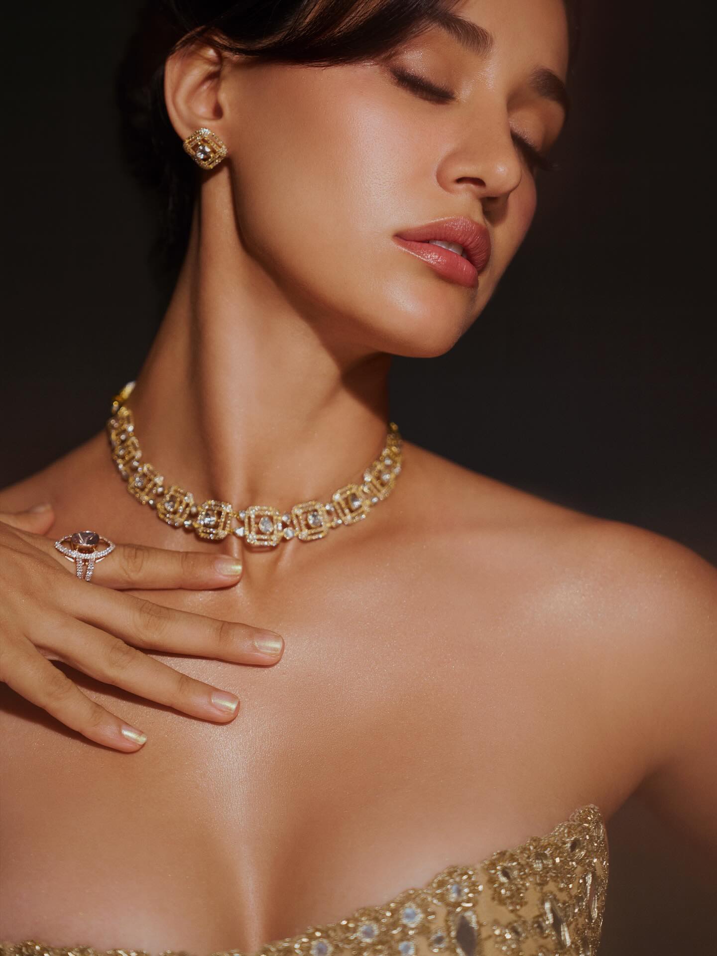 Disha Patani Dazzles in Golden...