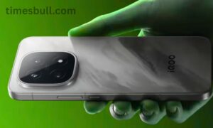 iQOO 13 vs iQOO 15 smartphones identical? See which phone is better