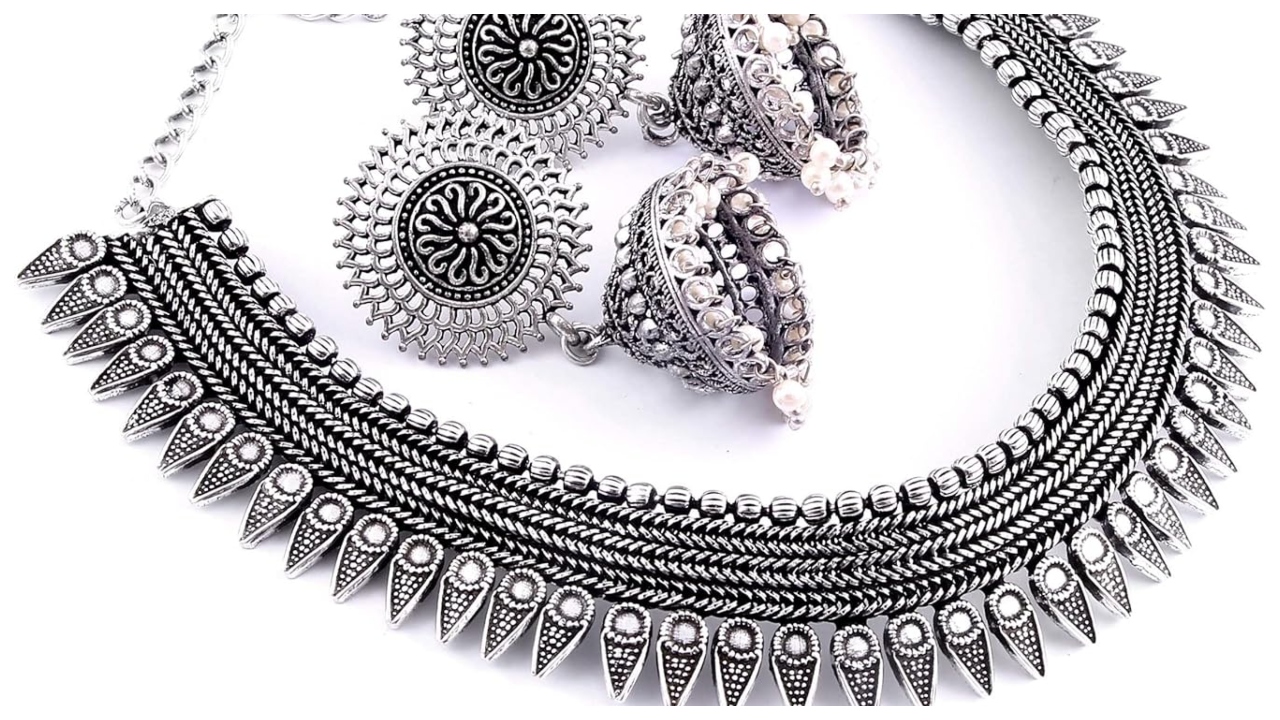 Silver Price Today – Check...