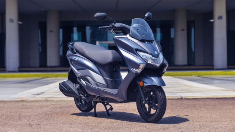 Suzuki Burgman Street 125: Experience Premium Comfort in Urban Riding
