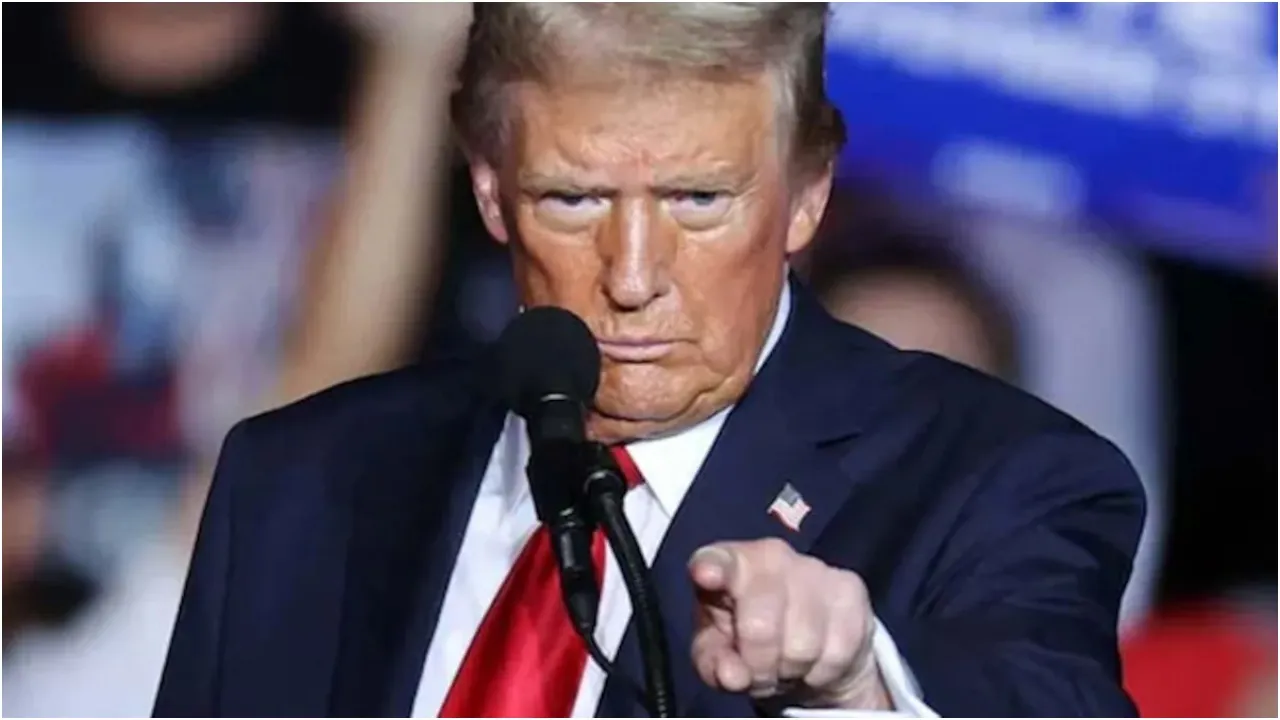 DONALD TRUMP