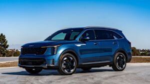 Kia Hybrid Car India 2026 Launch – Enter with strong mileage, premium look and local assembly