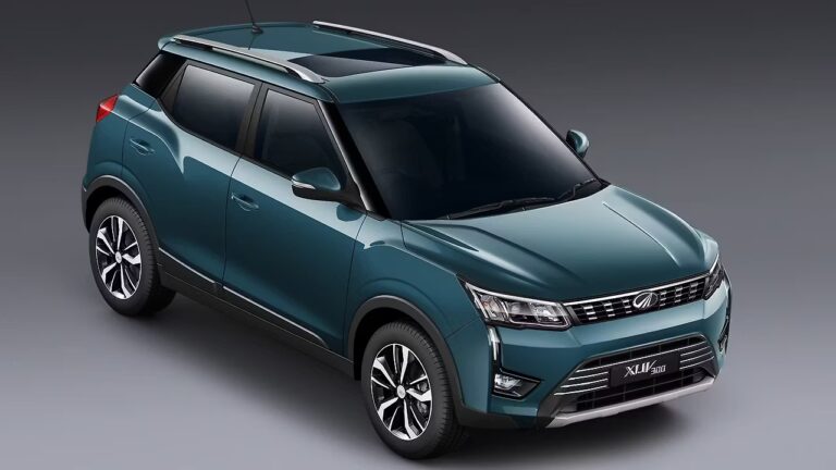 Mahindra XUV300 Facelift 2025 – More Style, More Features, More Safety