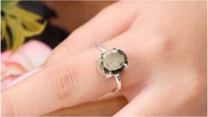 Pyrite Stone Benefits – Why This ‘Money Magnet’ Crystal Is Believed to Attract Wealth Faster?