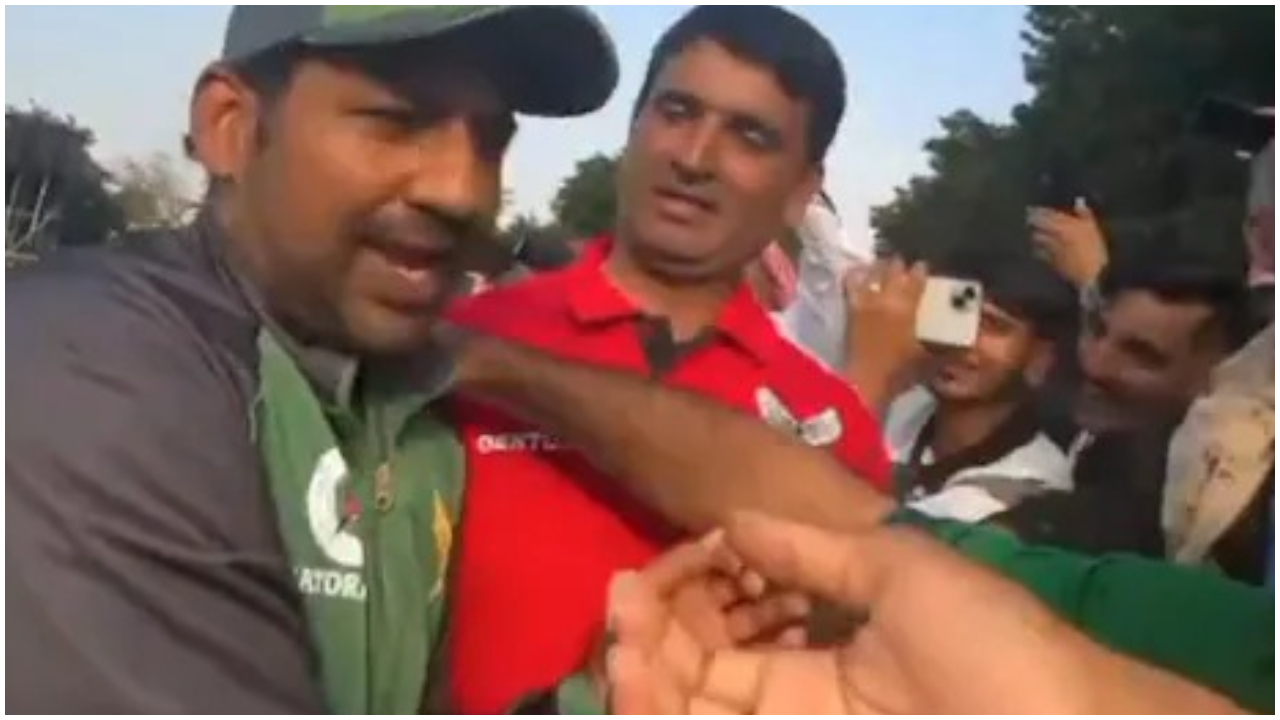 Watch- A fan suddenly