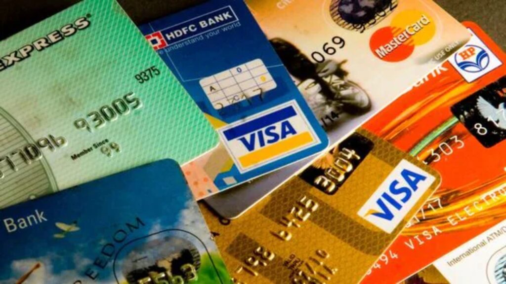 The Right Credit Card for Senior Citizens, Keep These Things in Mind