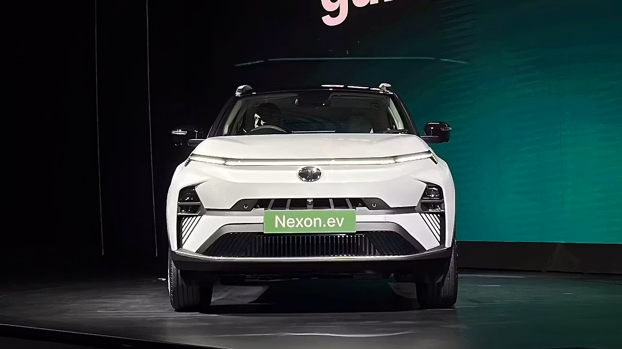 Tata Nexon EV 2025