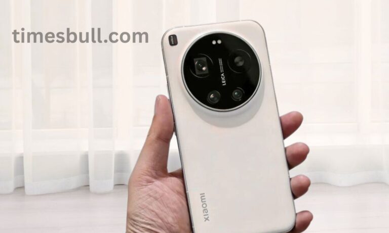 Xiaomi 17 Ultra- its design and color options have been revealed. It will be released on December 25