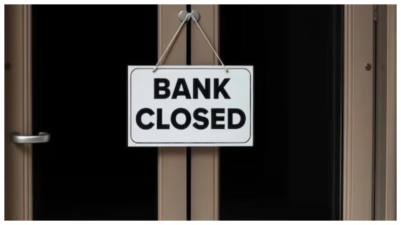 Bank Holiday – Banks Closed...