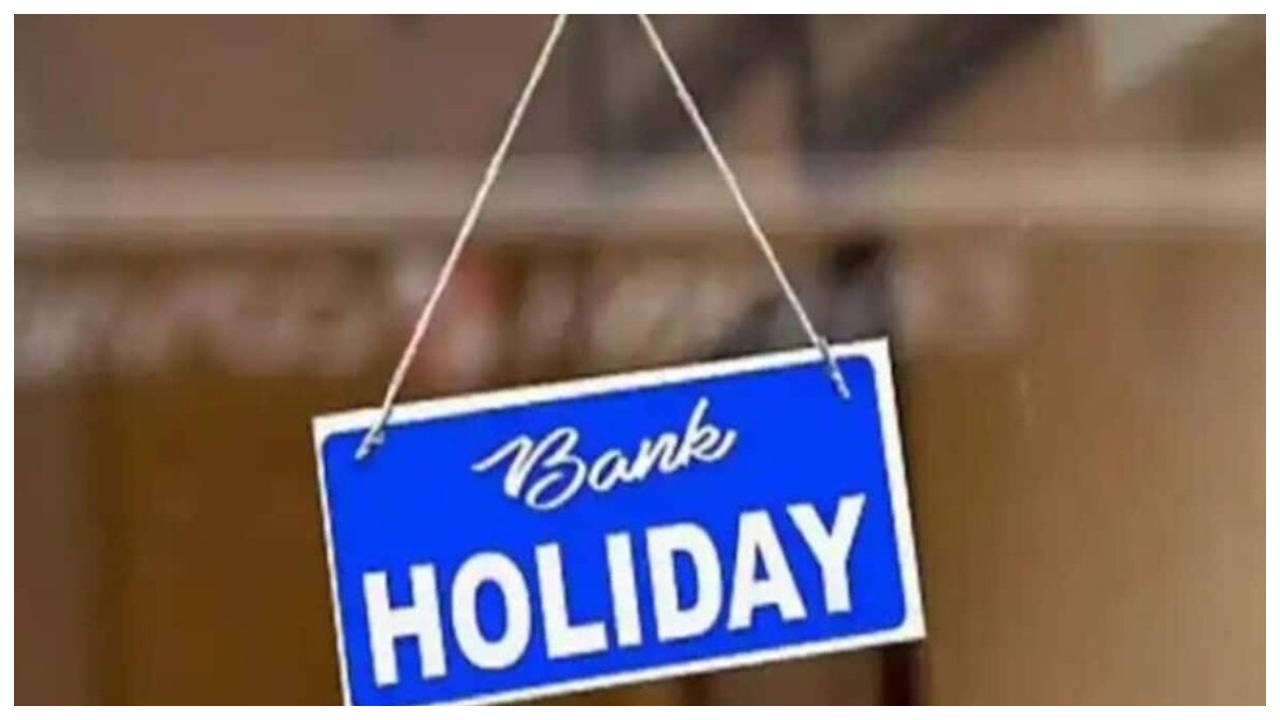 Bank Holidays – Banks Closed...