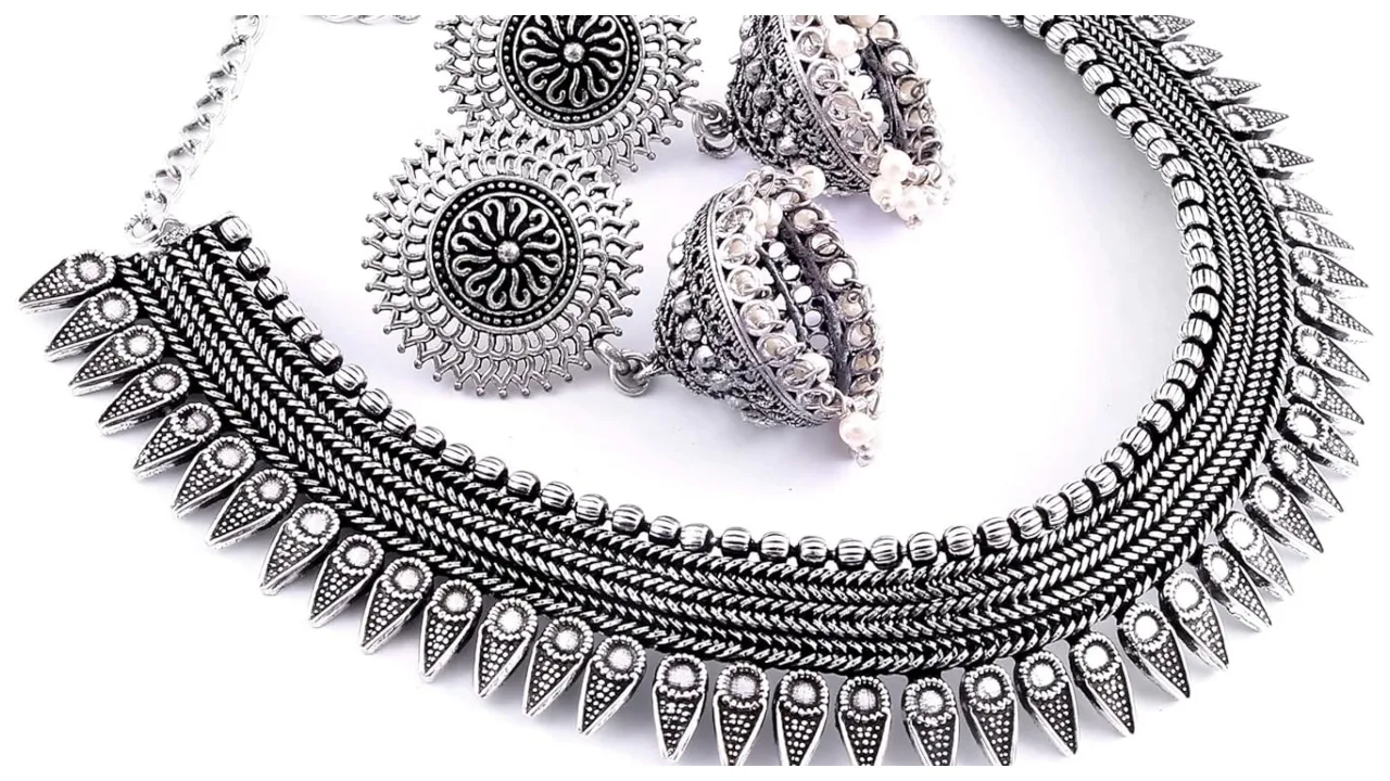 Silver Rate Live Today –...