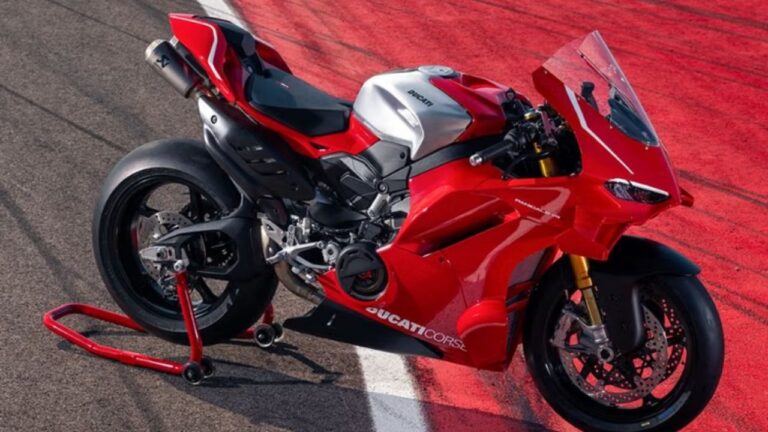 Ducati Panigale V4 R India Launch – Most Dangerous Road-Legal Superbike Priced at ₹84.99 Lakh