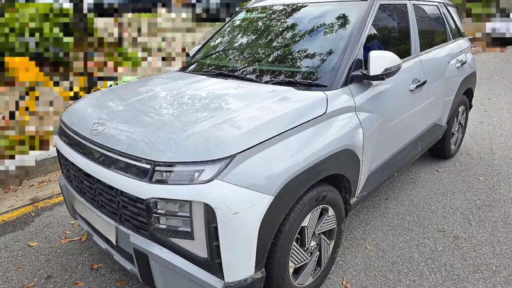 Hyundai Venue Hybrid 2026 – Expected Mileage, Features & Price Insight