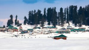 Enjoying Kashmir Snowfall? Follow These Winter Safety Tips to Avoid Trouble