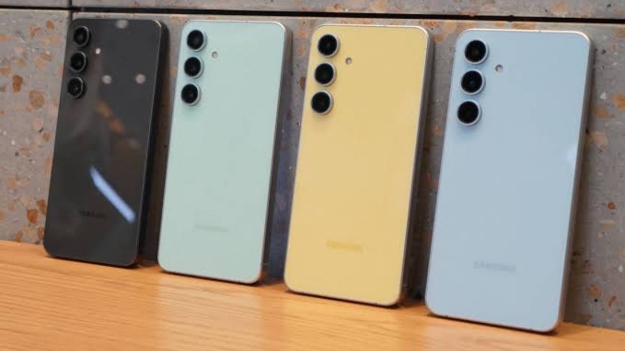 Samsung Galaxy S24 FE Up...