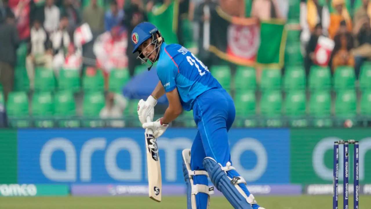 48 runs in 21 ball!...