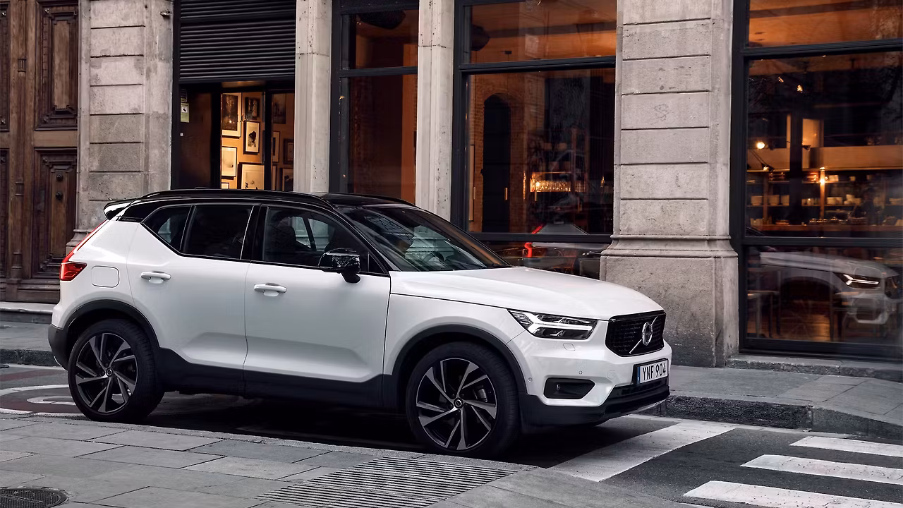 Volvo XC40 Recharge 2026 Review...