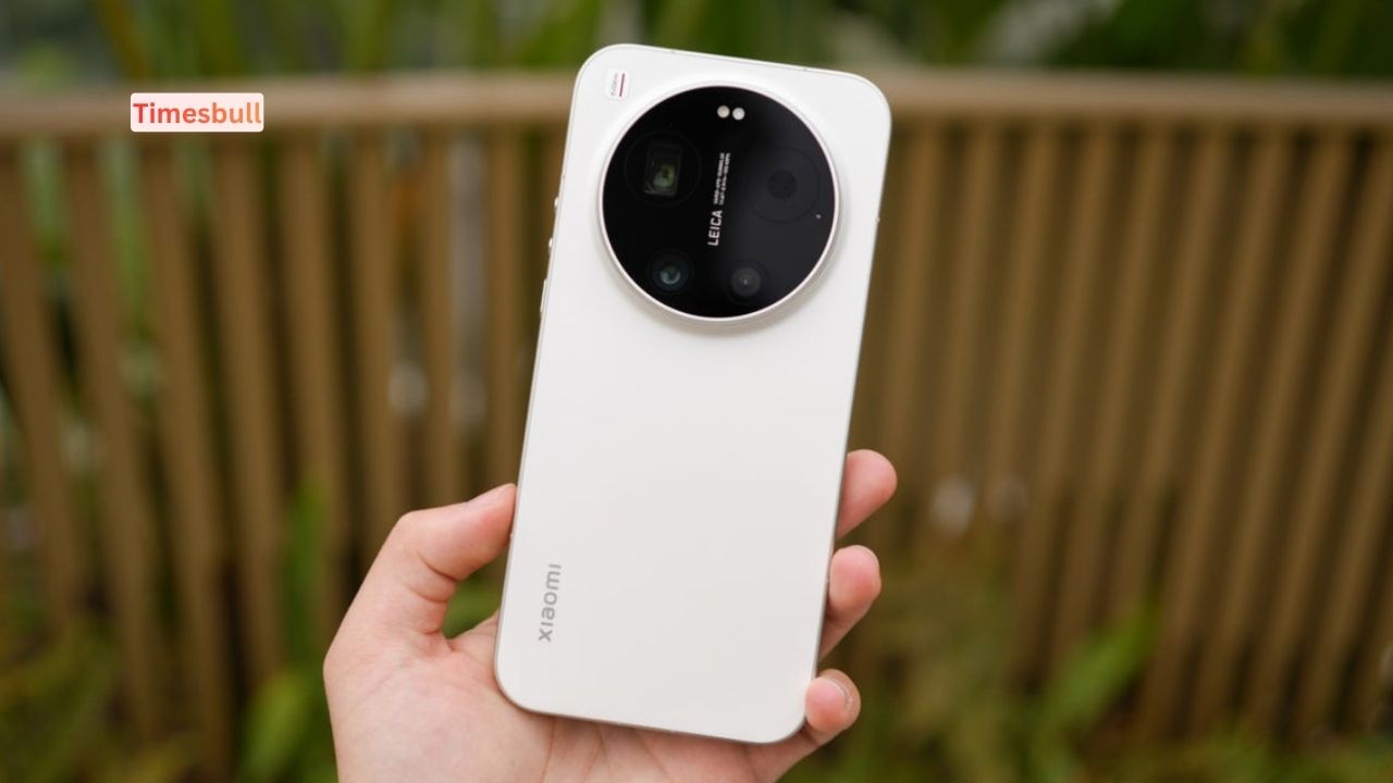 Xiaomi 17 & 17 Ultra...