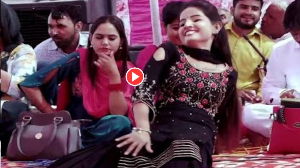 Dance Video – Must Watch Sunita Baby Killer Dance & Hot Thumka In  “Qayamat Qayamat” Song, Go Viral Big On Internet