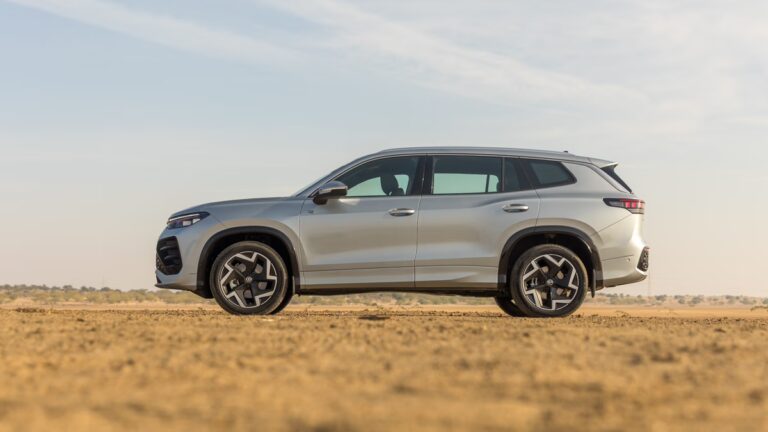 Volkswagen Tayron R-Line vs Toyota Fortuner – 7 Seater SUV Comparison 2026