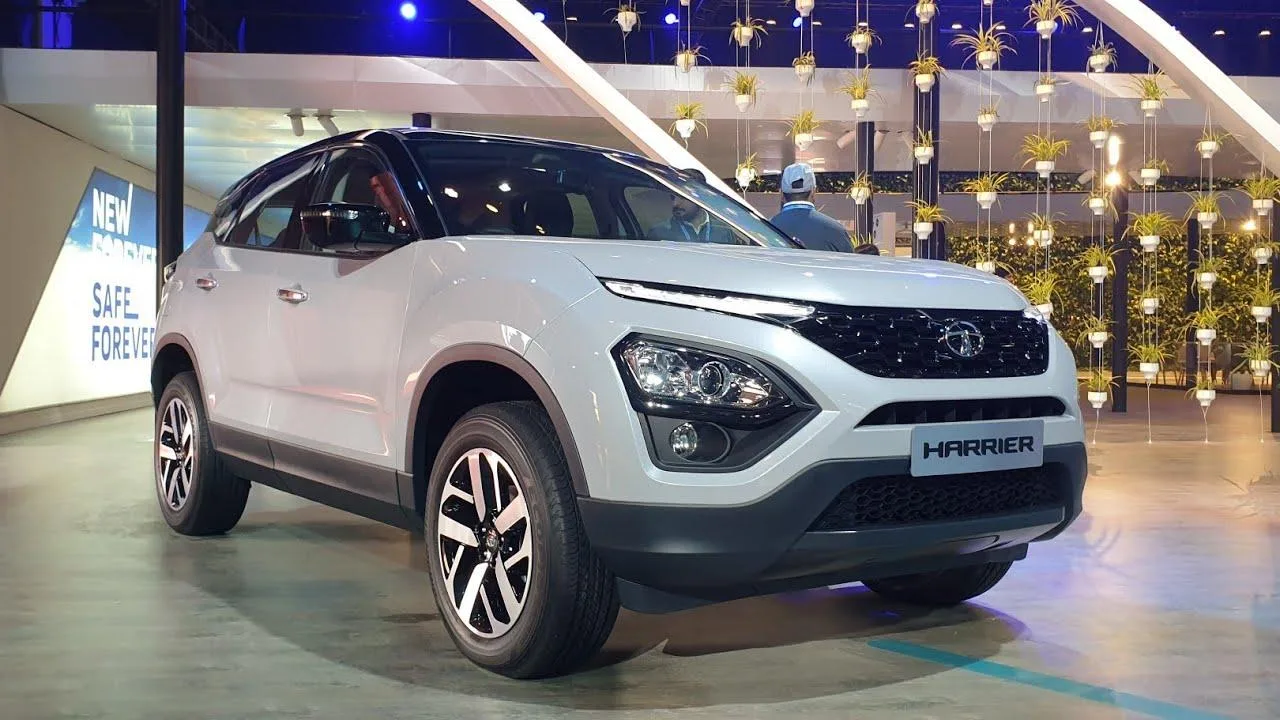 Best Mid-Size SUVs with Sunroof & ADAS