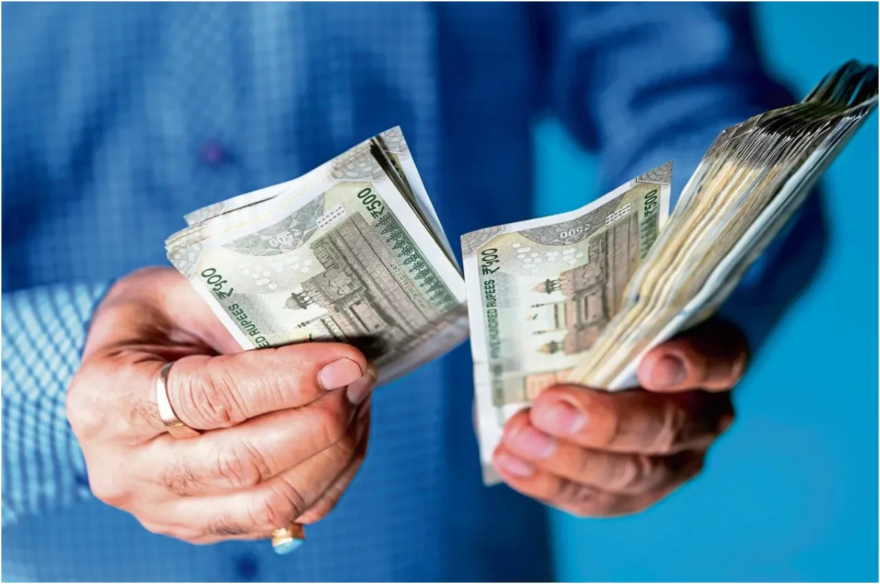 EPFO Update – PF Employees to Get Rs 35,000! How to Check - Times Bull