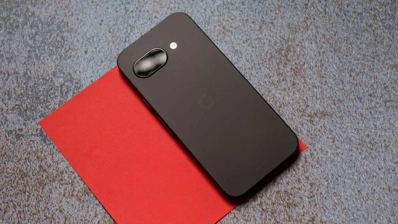 Flipkart Valentine’s Sale Offers Google Pixel 9a Phone with ₹13,000 Discount