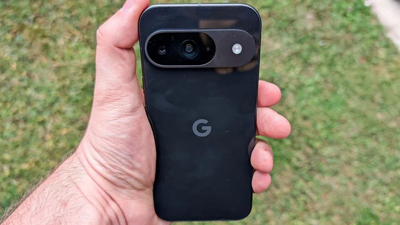 Google Pixel 10 5G Phone Is Available with ₹9,009 Off in Amazon Limited Time Deal- Best Gift For Your Partner in Valentine Week - Times Bull