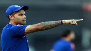 ICC T20 World Cup 2026: करारी हार पर कप्तान सूर्या का गुस्सा, डगआट में स्टाफ से भिड़ंत in Hindi News category