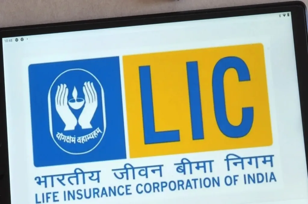 Worries About Your Daughter’s Future are Over, LIC’s Plan Offers Big Returns With Savings of Just ₹121