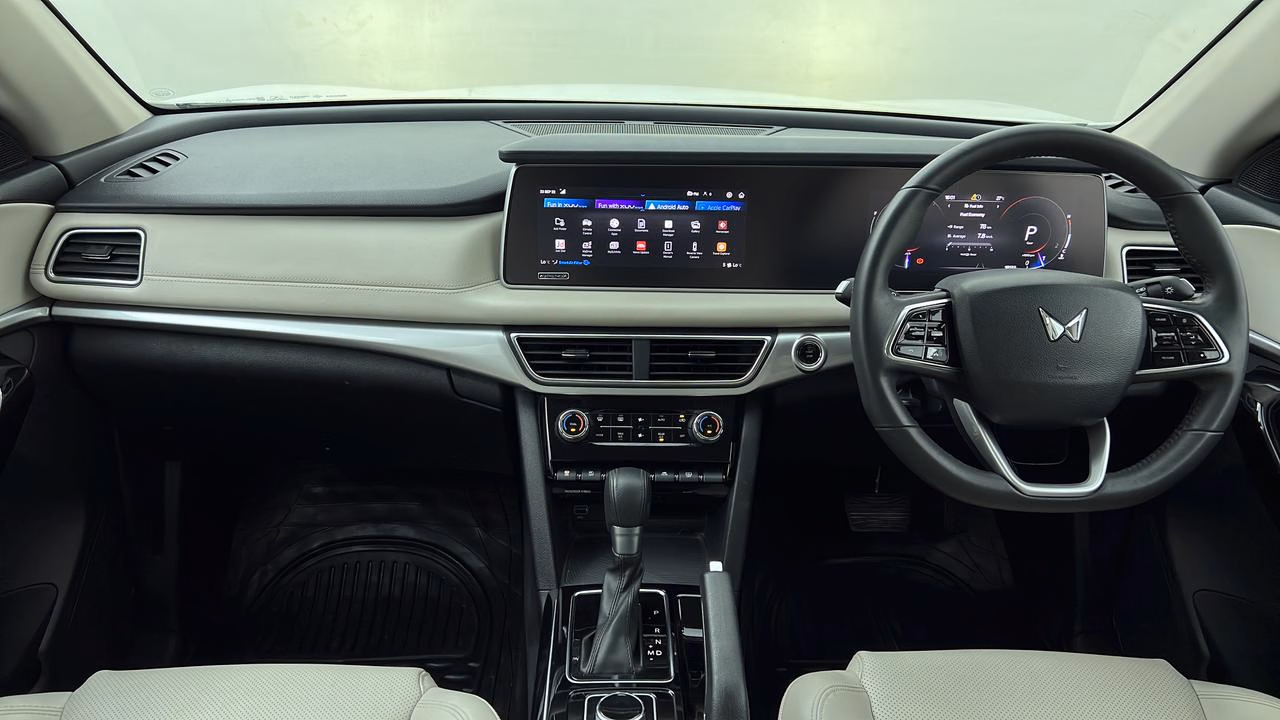 Mahindra XUV700 2026