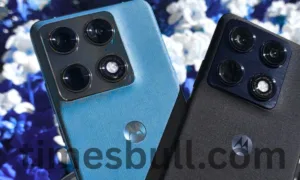 Flipkart Valentine Day Sale- Buy Motorola Signature At up to 19% Discount Order Now! in Gadgets category