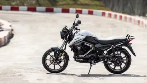 Revolt RV BlazeX 2026 – 150KM Range, Smart Features & Affordable Electric Power