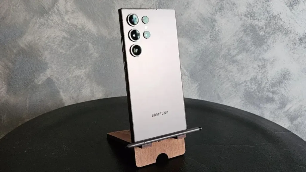 Buy These Premium Smartphones in 2026, Get Powerful Features!