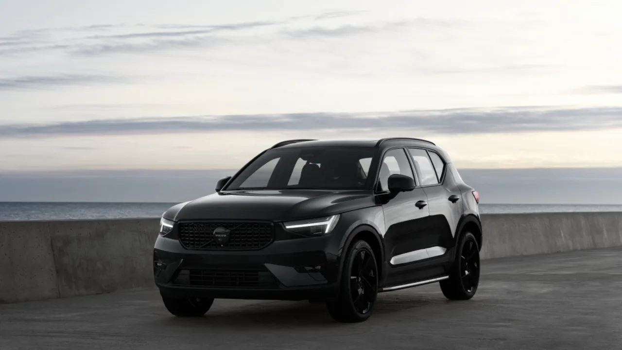 Volvo XC40 Price & Features 2026