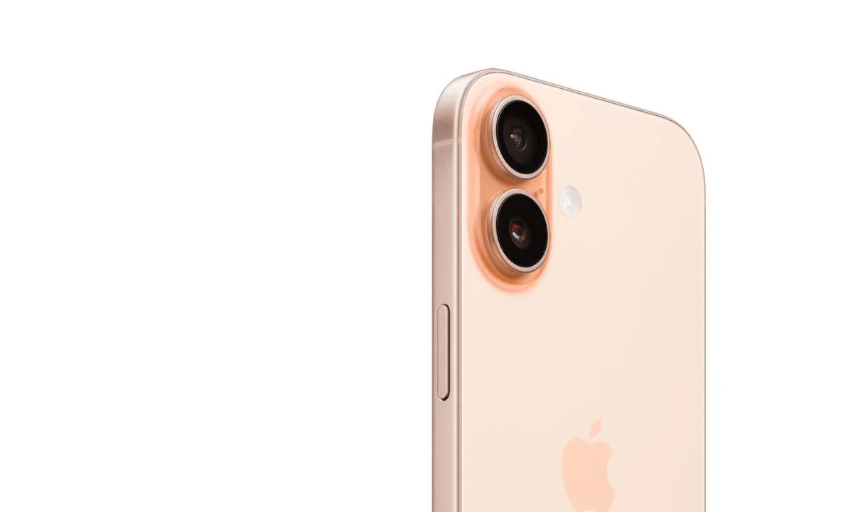 iPhone 17 Now Available at Rs 47,000 at Croma Valentine Day Sale, Best Option for Gifting Your Partner! - Times Bull