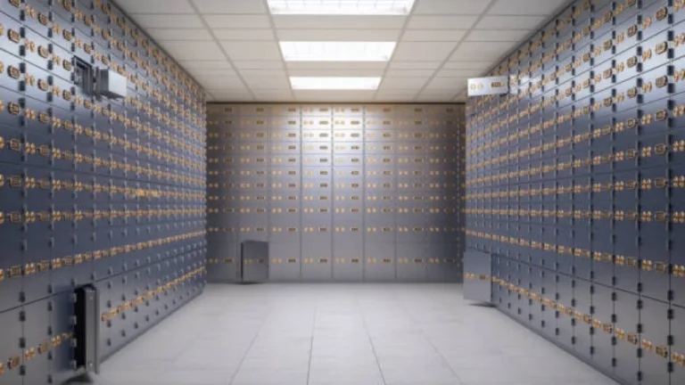 Digital Locker VS Bank Locker, Know which is safe for you
