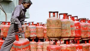 LPG Price– Get Rs 300 discount on cylinders, Know how